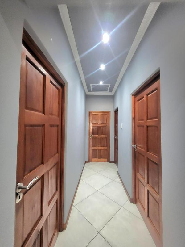 4 Bedroom Property for Sale in Saldanha Western Cape